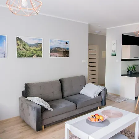 Trzy Szlaki - Przy Szlakach Na śnieżkę, Przytulny, Komfortowy, Z Parkingiem Apartament