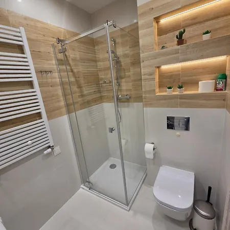 Apartament Trzy Szlaki - Przy Szlakach Na śnieżkę, Przytulny, Komfortowy, Z Parkingiem