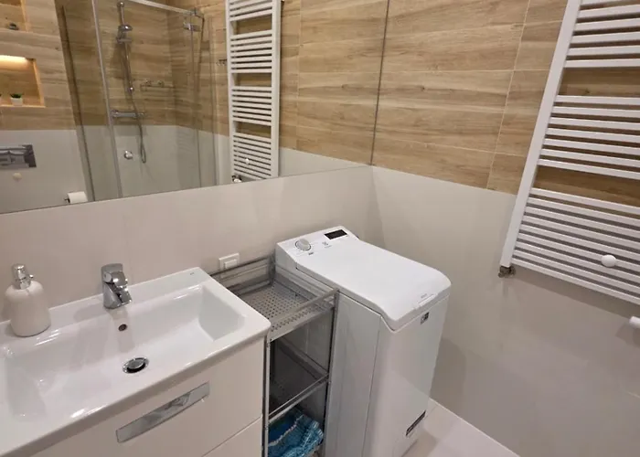 Trzy Szlaki - Gory Na Wyciagniecie Reki, Przy Szlakach Na Sniezke, Wygodnie, Cicho, Spokojnie, Bezplatny Parking